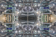 Spiegelkabinett / hall of mirrors